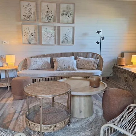 Bergeriemuratinca Privacy Piscine Vue 16 Pers - Location Du Samedi Au Samedi Willa