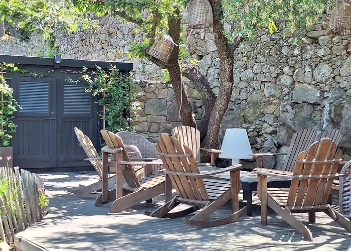 Bergeriemuratinca Privacy Piscine Vue 16 Pers - Location Du Samedi Au Samedi